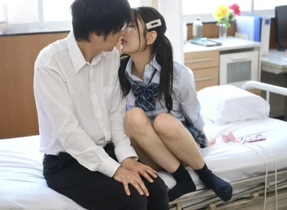 Chàng nam sinh yếu đuối được khoa khôi đè ra địt trong lớp