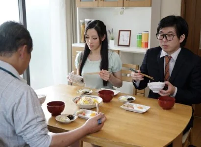 Con dâu nứng banh vùng kín cho bố chồng nện